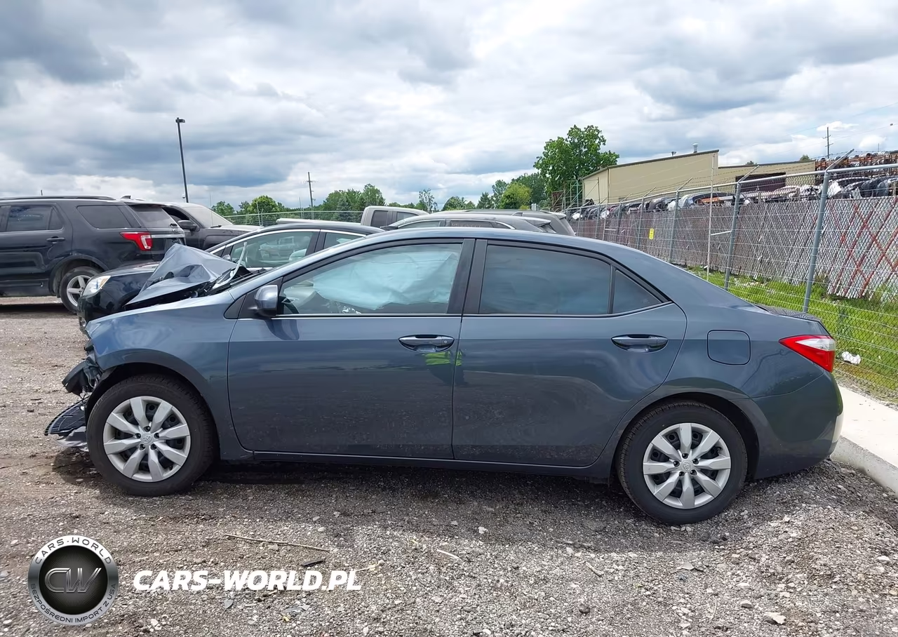 2015 Toyota Corolla Le VIN:2T1BURHE0FC374267 - 14