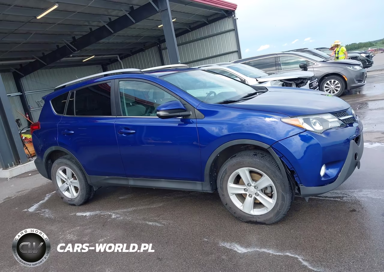 2014 Toyota Rav4 Xle VIN:2T3RFREV4EW210067 - 13