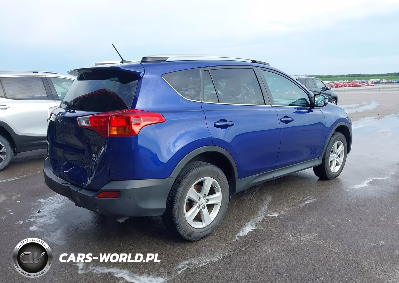 2014 Toyota Rav4 Xle VIN:2T3RFREV4EW210067 - 4