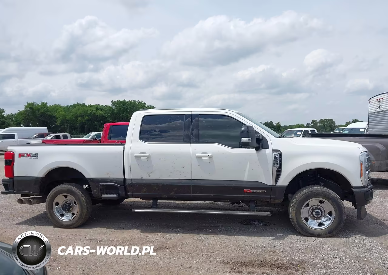 2025 Ford F-250 King Ranch VIN:1FT8W2BM1SED52930 - 13