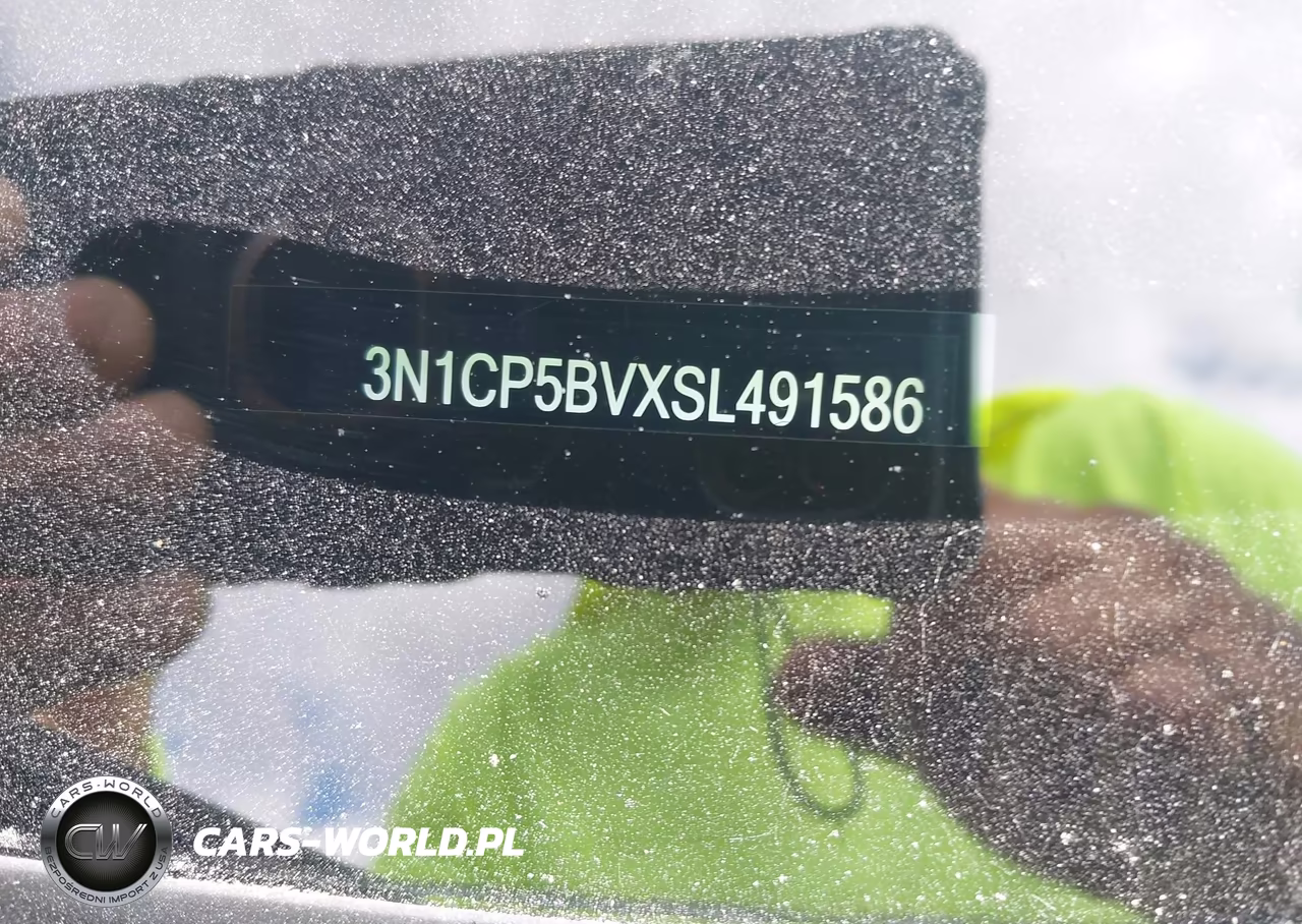 2025 Nissan Kicks Play S VIN:3N1CP5BVXSL491586 - 9