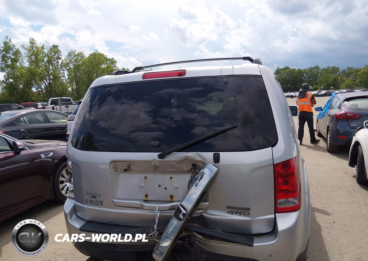 2014 Honda Pilot Touring VIN:5FNYF4H98EB044476 - 16
