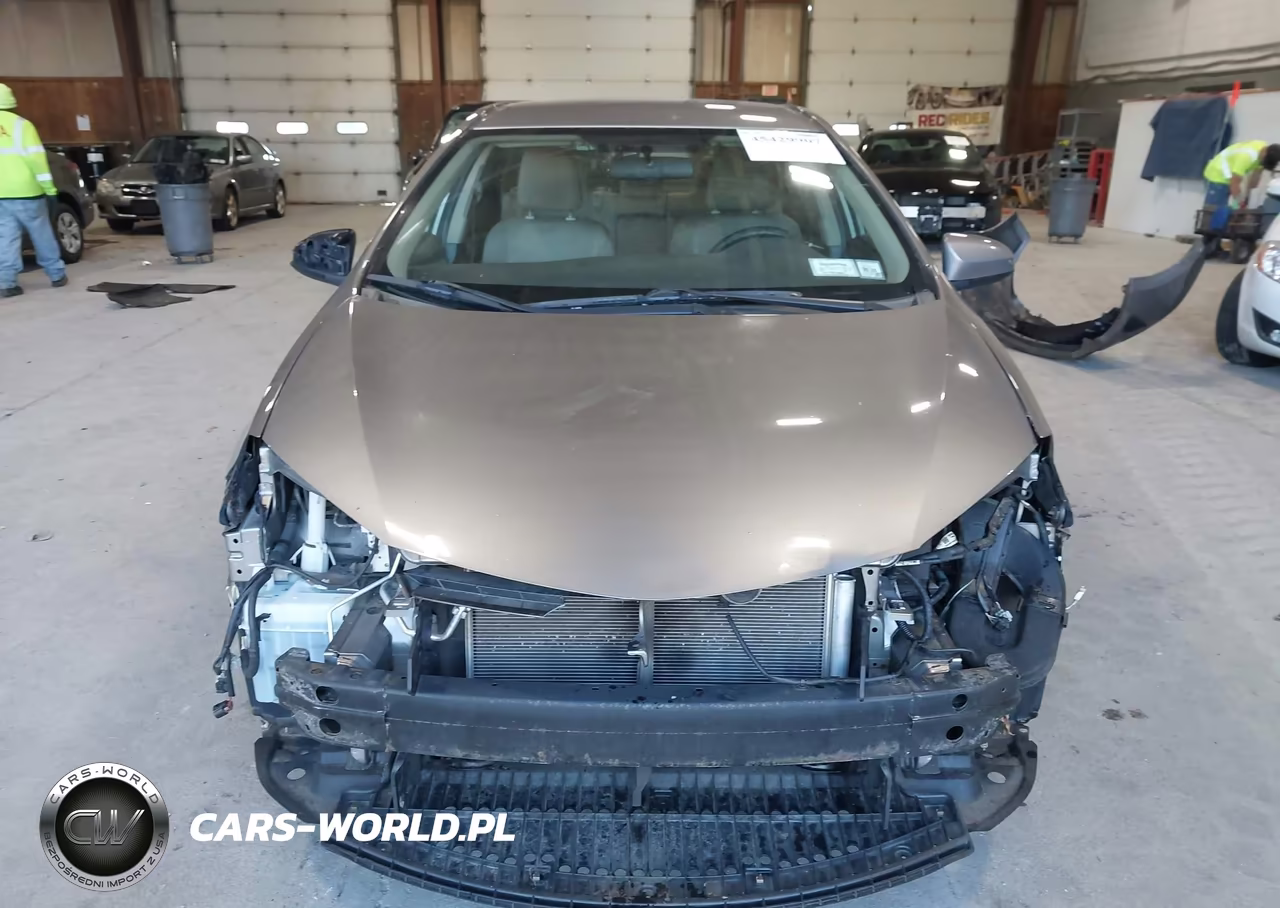 2016 Toyota Corolla Le VIN:2T1BURHE4GC572013 - 13