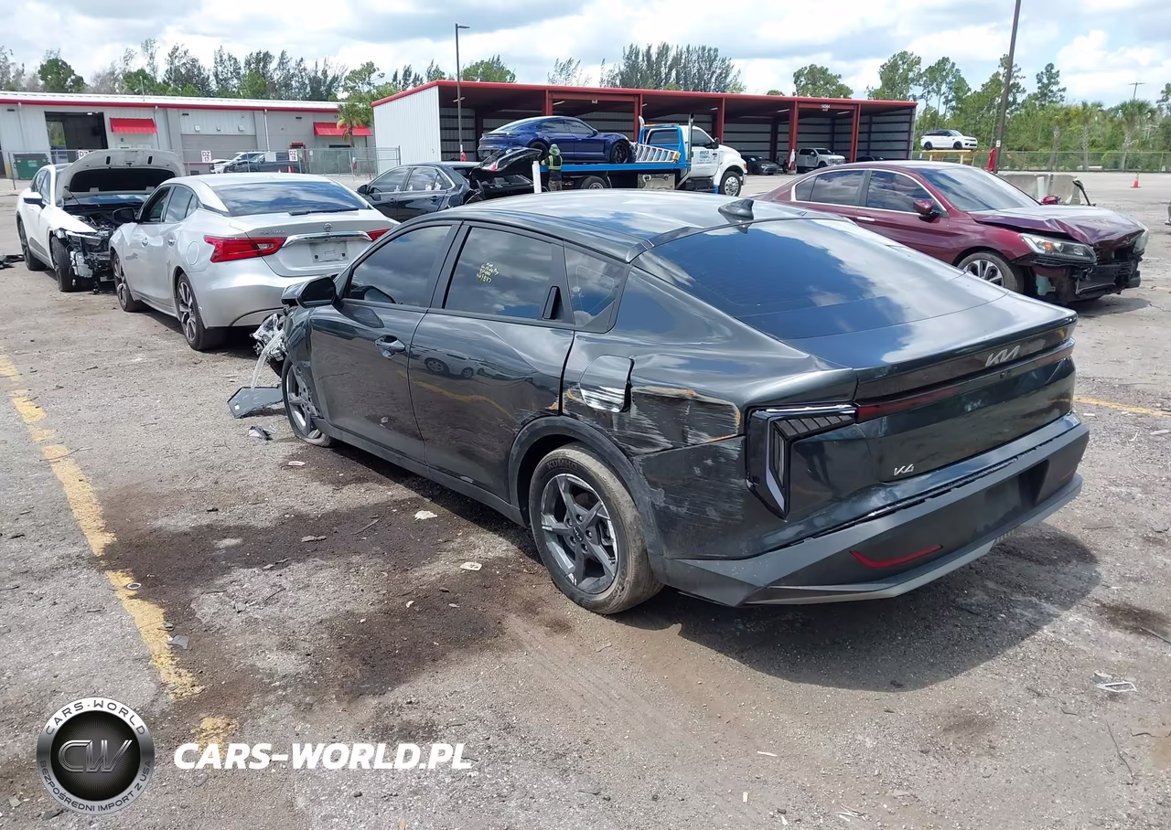 2025 Kia K4 Lxs VIN:3KPFT4DE6SE133466 - 3