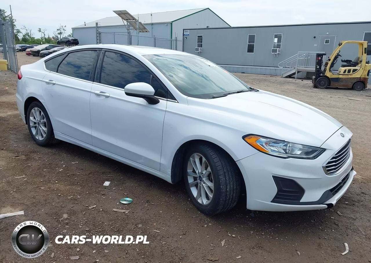 2020 Ford Fusion Se – zdjęcie 1 z 16