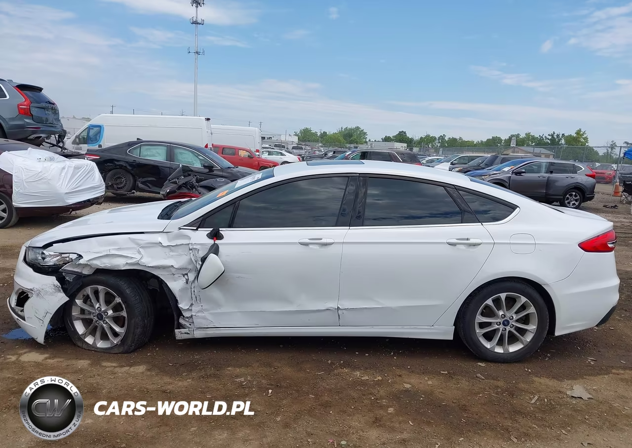2020 Ford Fusion Se VIN:3FA6P0HD8LR260086 - 14