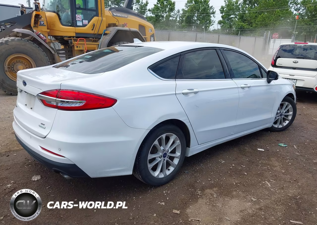 2020 Ford Fusion Se VIN:3FA6P0HD8LR260086 - 4