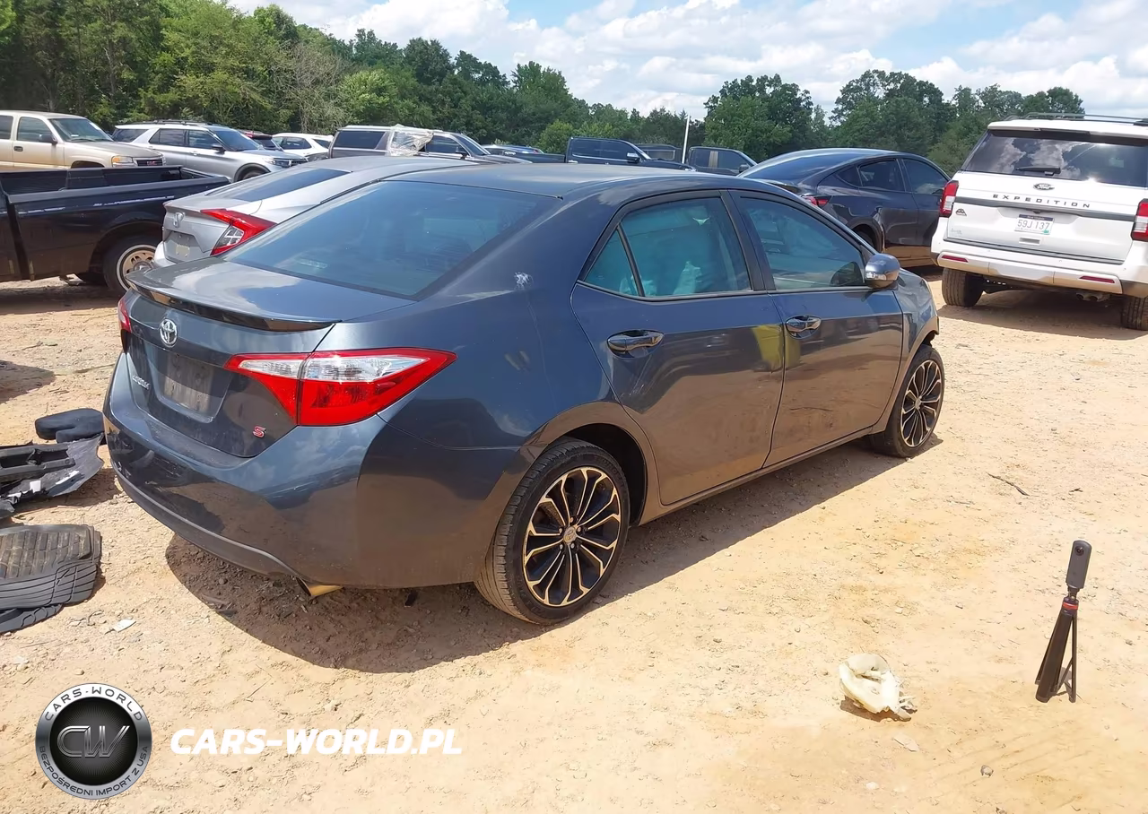 2015 Toyota Corolla S Plus VIN:5YFBURHE9FP324676 - 4