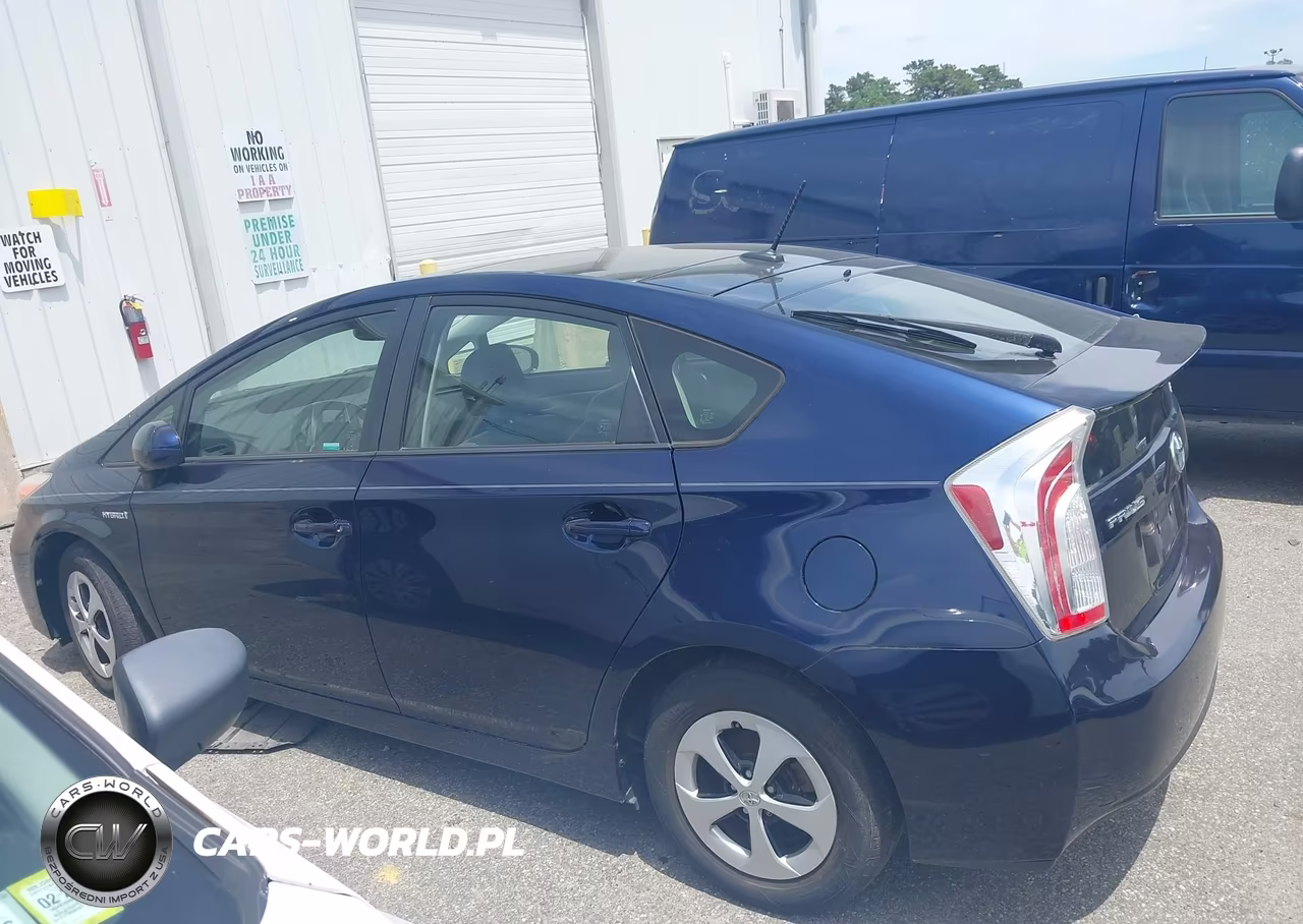 2012 Toyota Prius Four VIN:JTDKN3DUXC1483861 - 14