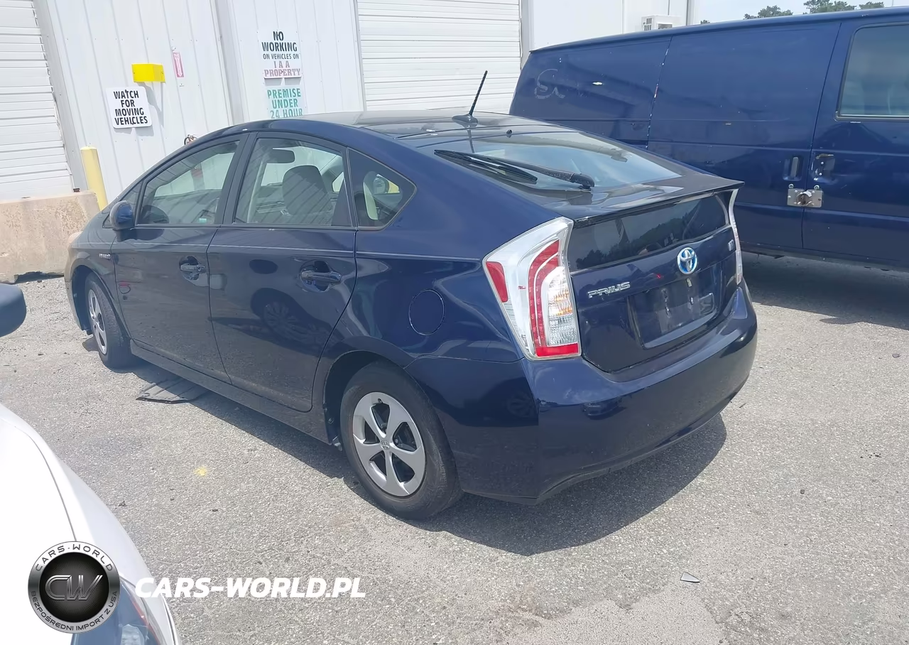 2012 Toyota Prius Four VIN:JTDKN3DUXC1483861 - 3