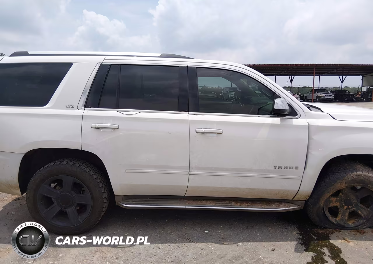 2015 Chevrolet Tahoe Ltz VIN:1GNSKCKC5FR133974 - 13