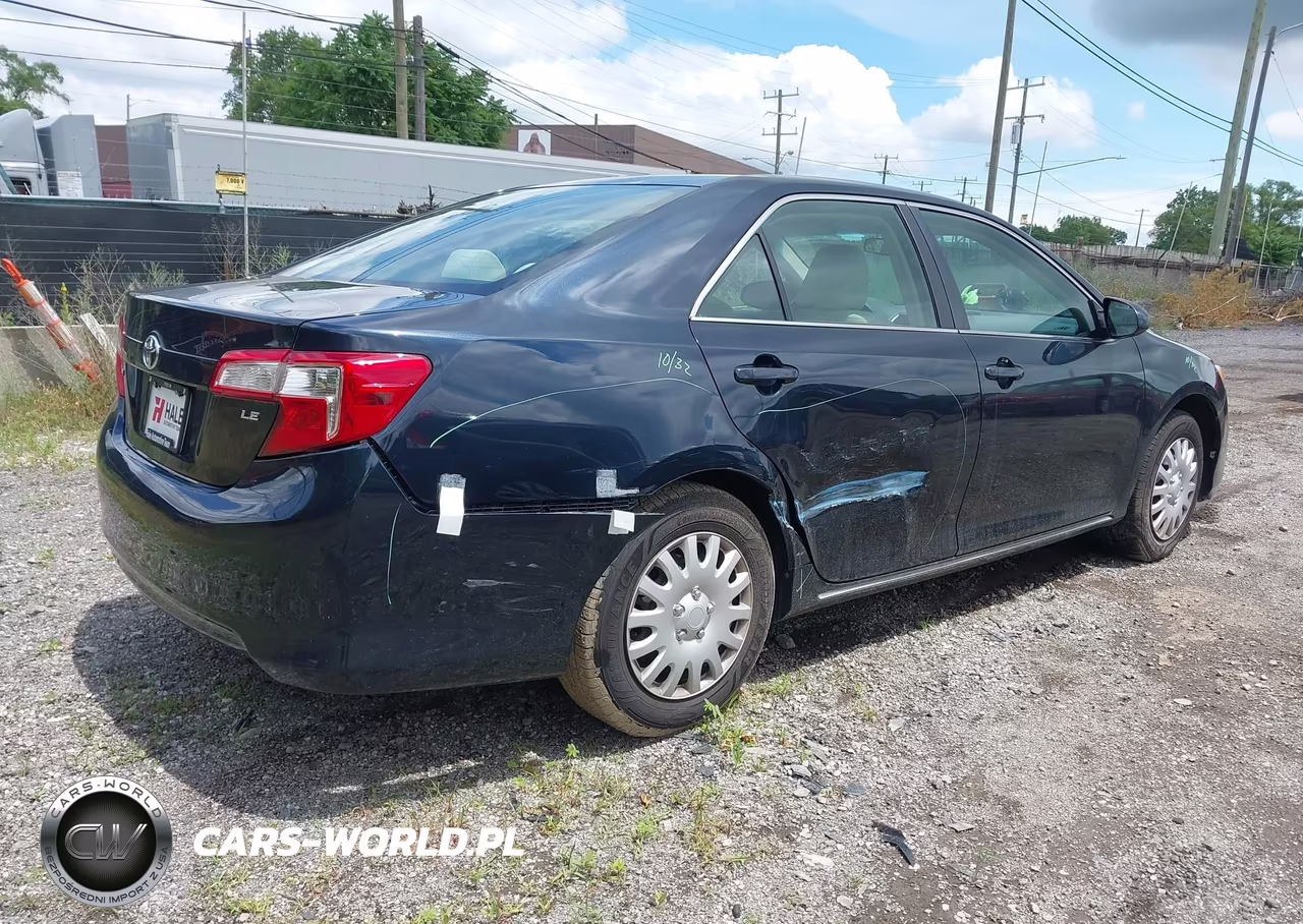 2012 Toyota Camry Le VIN:4T1BF1FK4CU018516 - 4