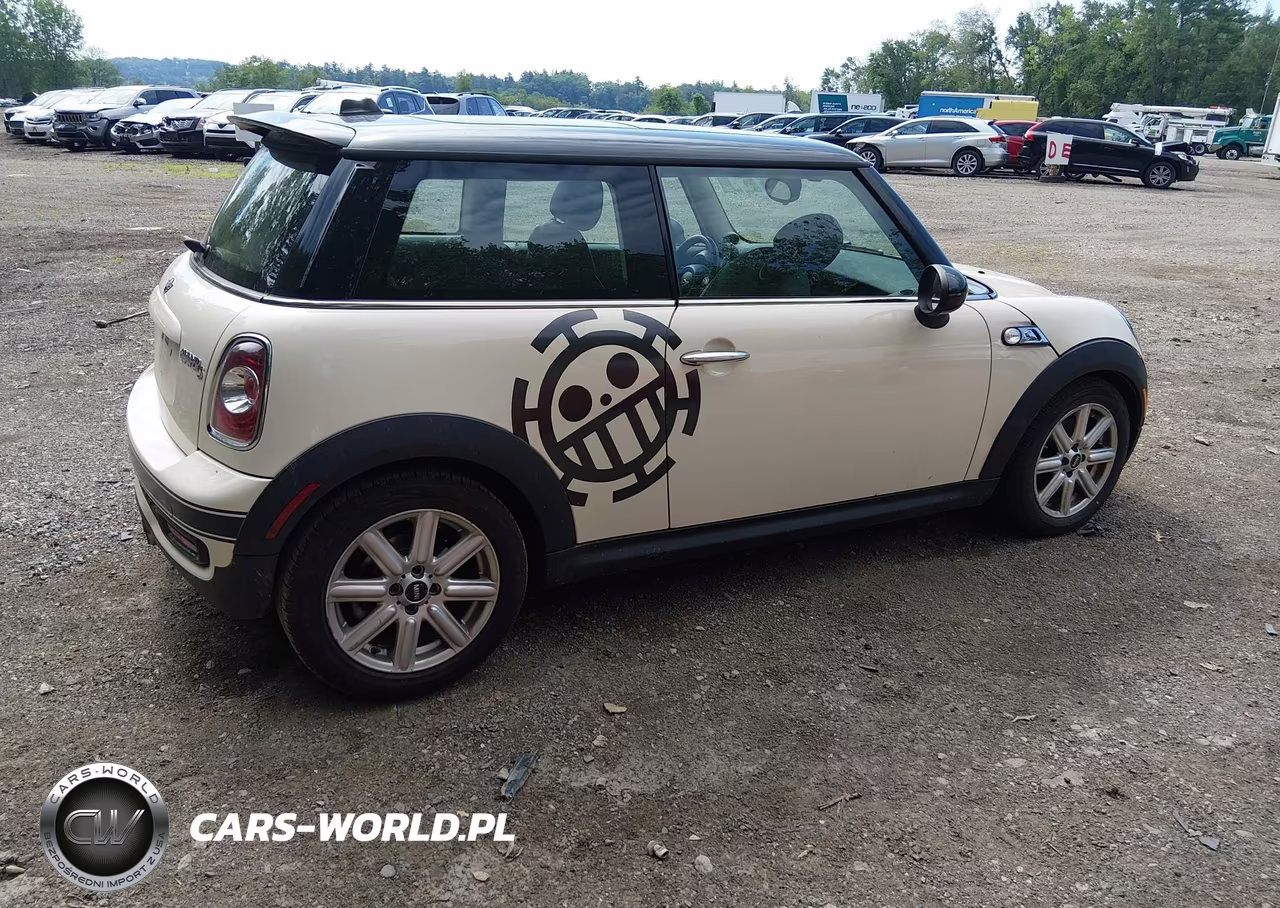 2013 Mini Hardtop Cooper S VIN:WMWSV3C51DT393219 - 4