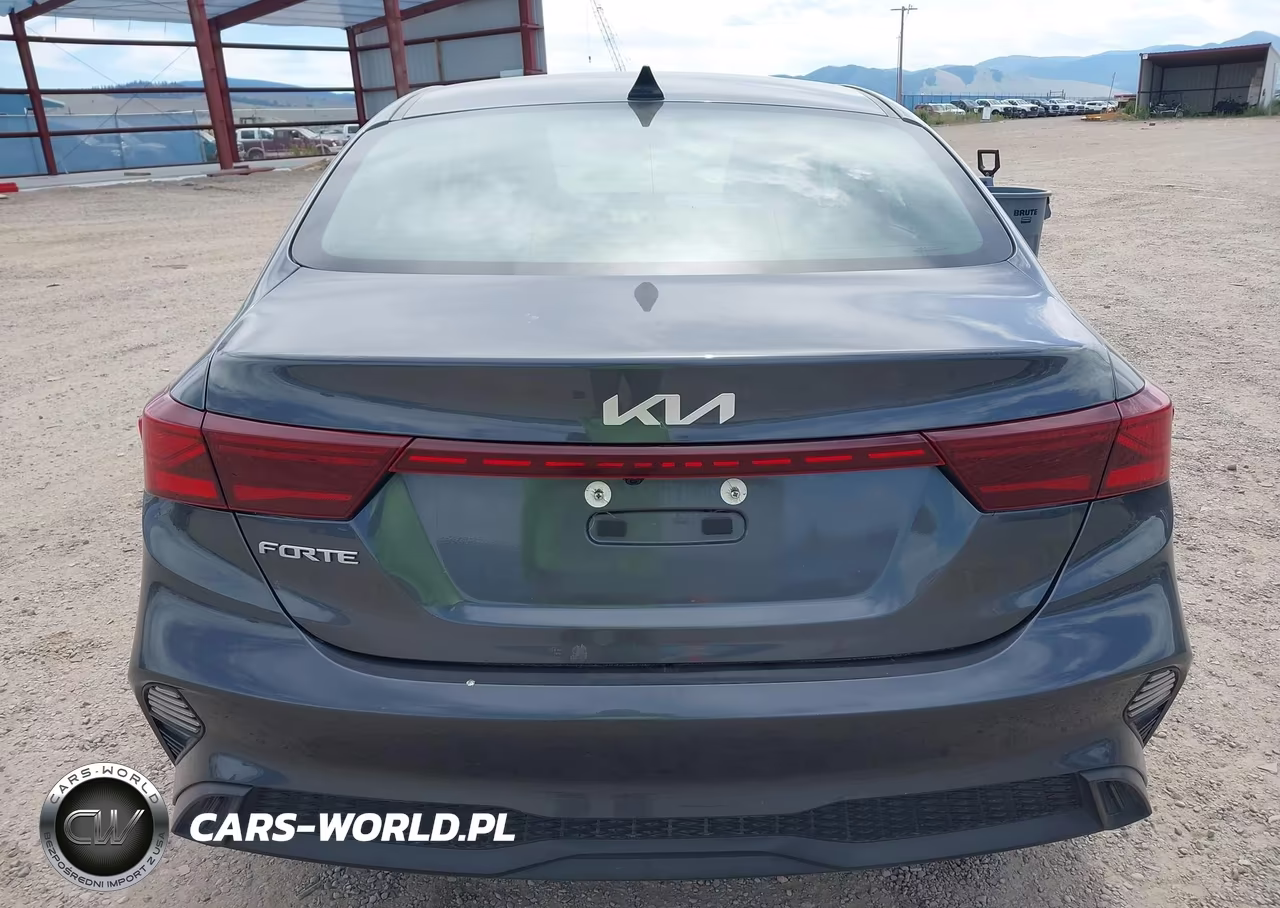 2024 Kia Forte Lxs VIN:3KPF24AD7RE768477 - 16