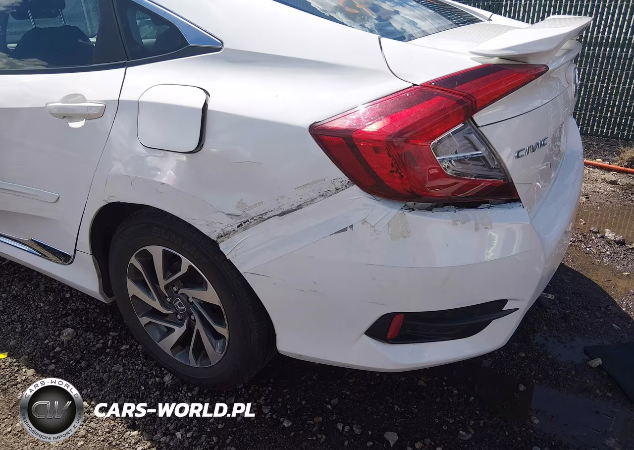 2018 Honda Civic Ex VIN:19XFC2F78JE003559 - 17