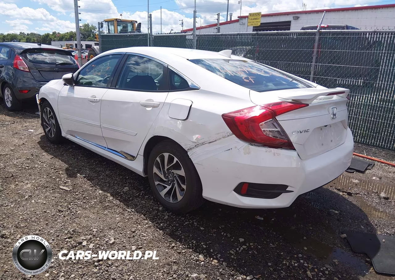 2018 Honda Civic Ex VIN:19XFC2F78JE003559 - 3