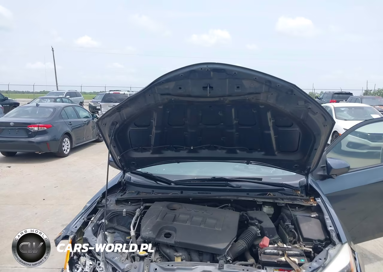 2014 Toyota Corolla L VIN:5YFBURHE9EP149229 - 10