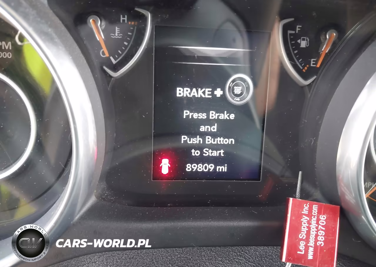 2018 Jeep Wrangler Unlimited Sport 4X4 VIN:1C4HJXDG9JW145746 - 15