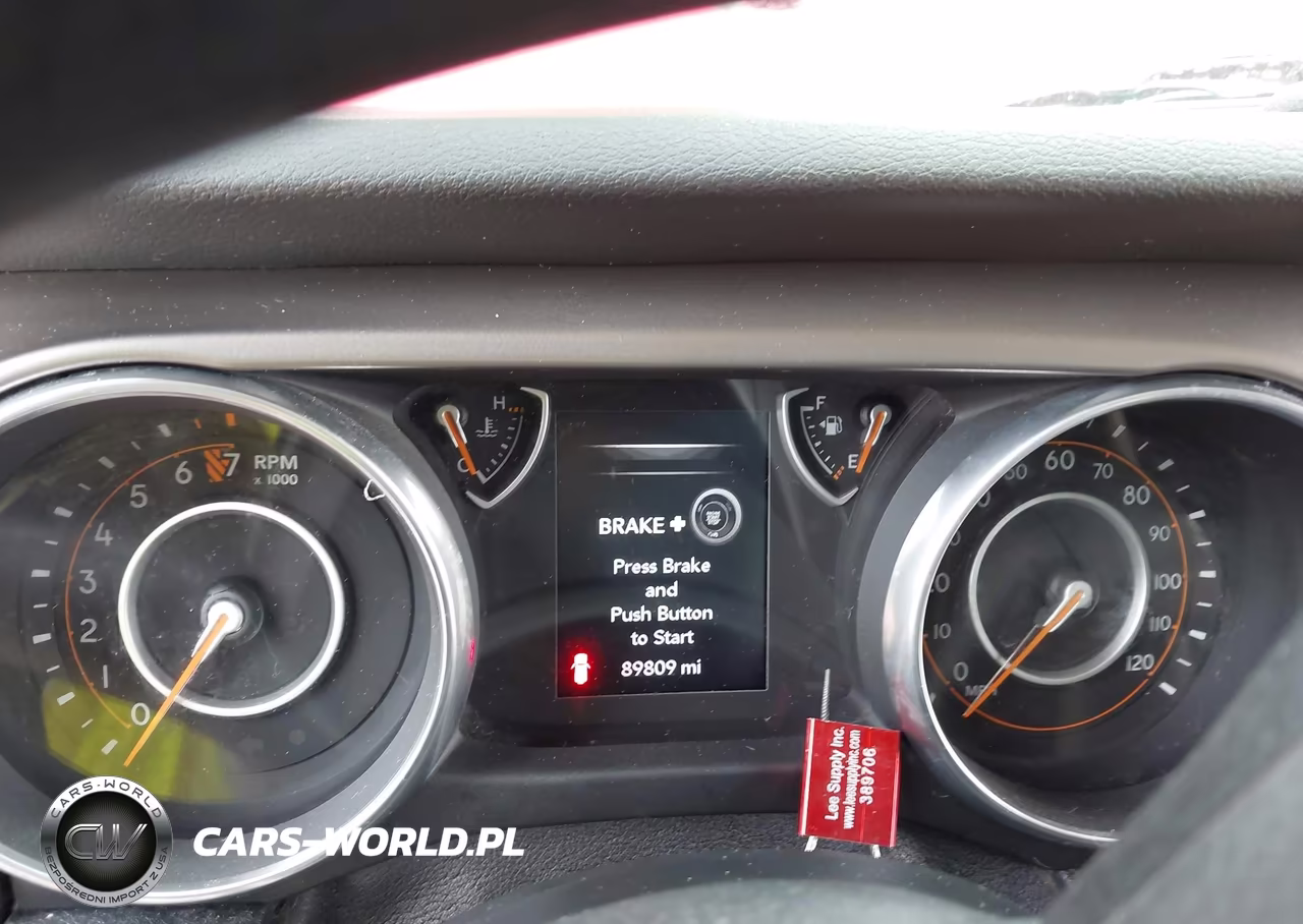 2018 Jeep Wrangler Unlimited Sport 4X4 VIN:1C4HJXDG9JW145746 - 7