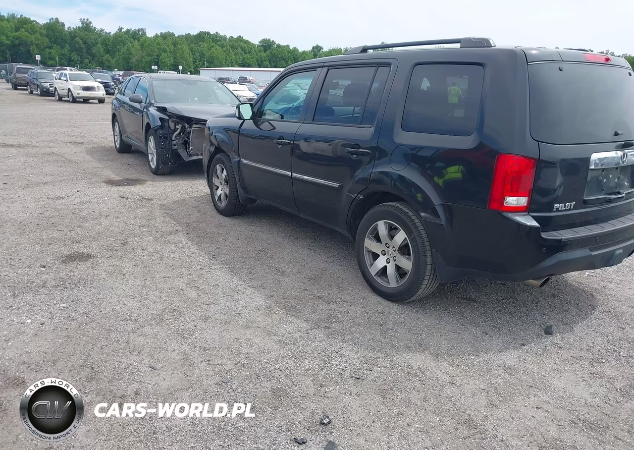2014 Honda Pilot Touring VIN:5FNYF4H96EB050390 - 3