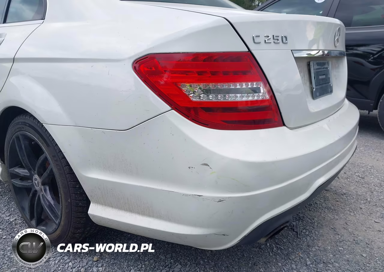 2013 Mercedes-Benz C 250 Sport VIN:WDDGF4HB6DR288091 - 12