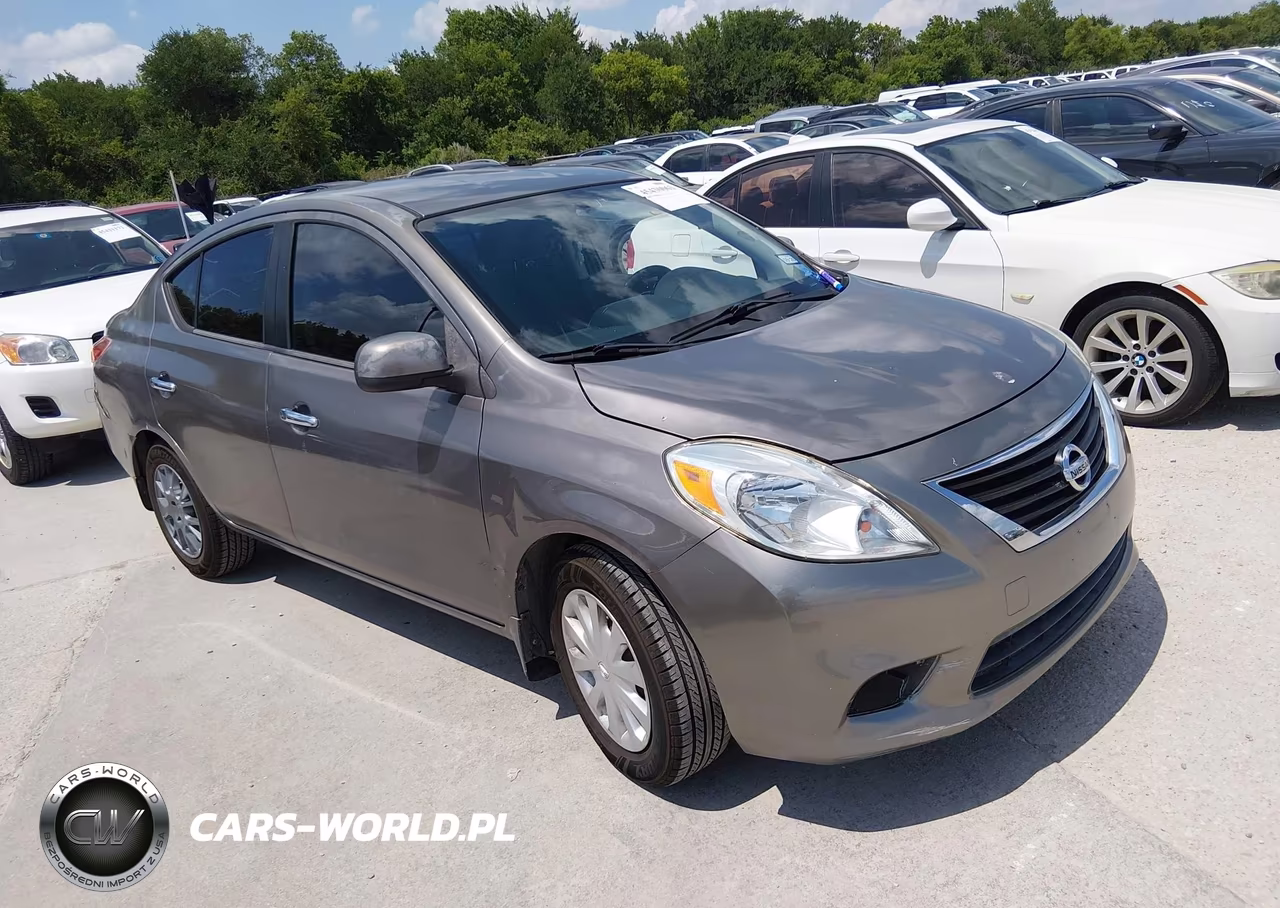 2012 Nissan Versa 1.6 Sv