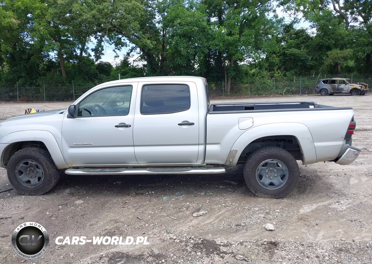 2005 Toyota Tacoma Prerunner V6 VIN:3TMKU72N25M002447 - 14