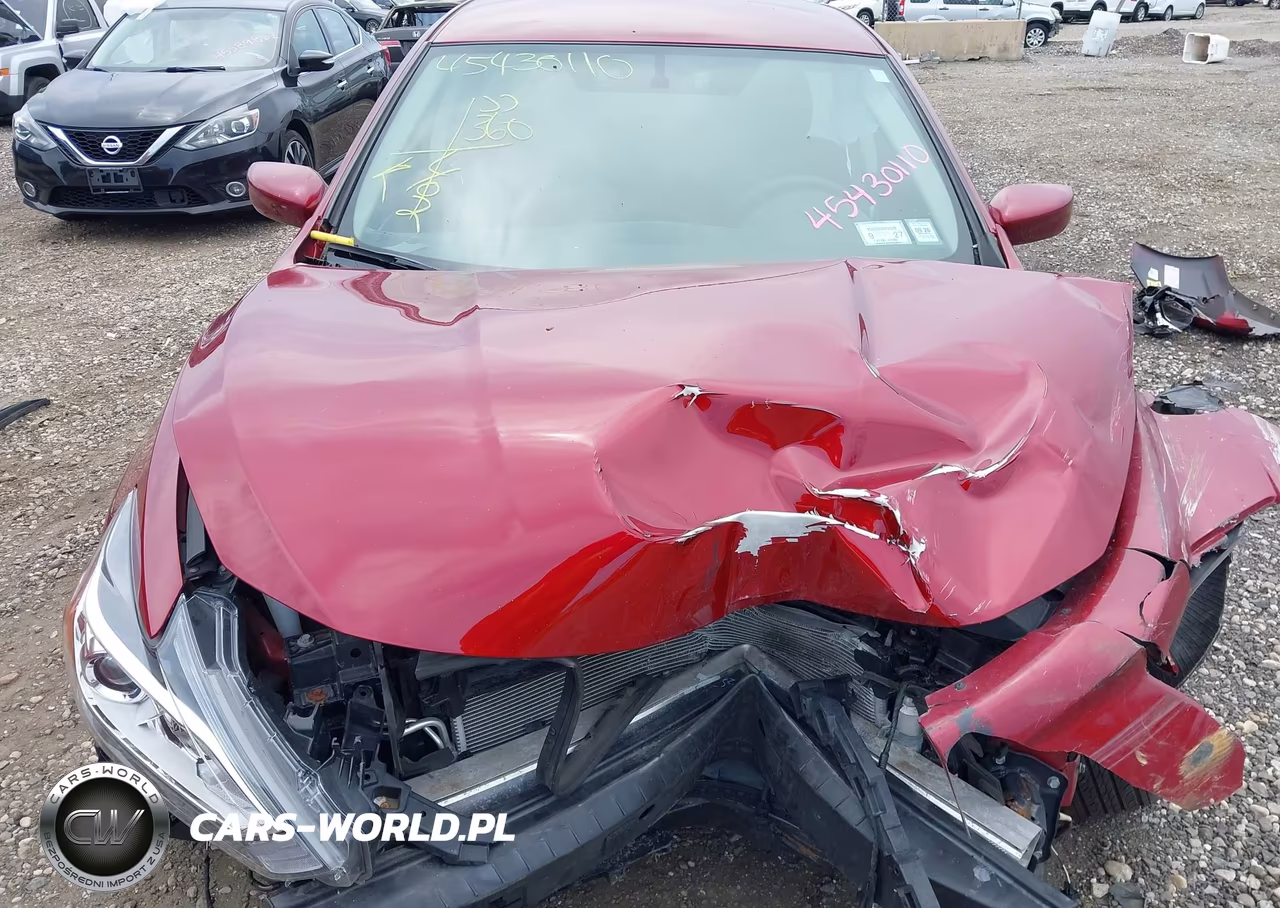 2018 Nissan Altima 2.5 S VIN:1N4AL3AP0JC178117 - 11