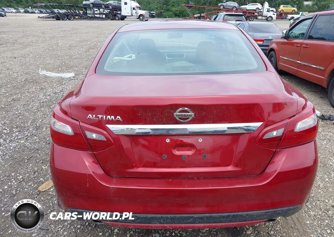 2018 Nissan Altima 2.5 S VIN:1N4AL3AP0JC178117 - 15