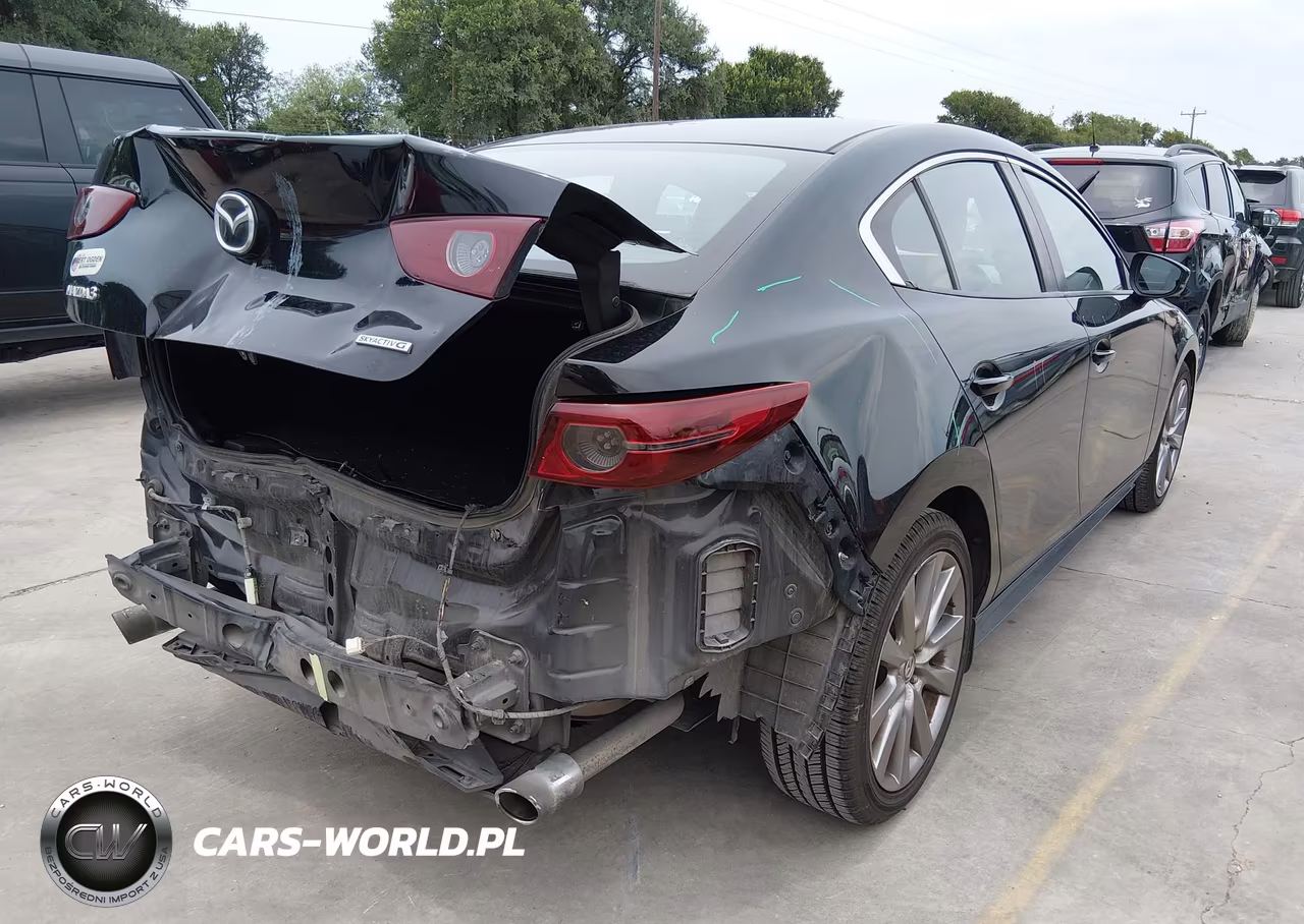 2019 Mazda Mazda3 Select Package VIN:JM1BPACL9K1107836 - 4