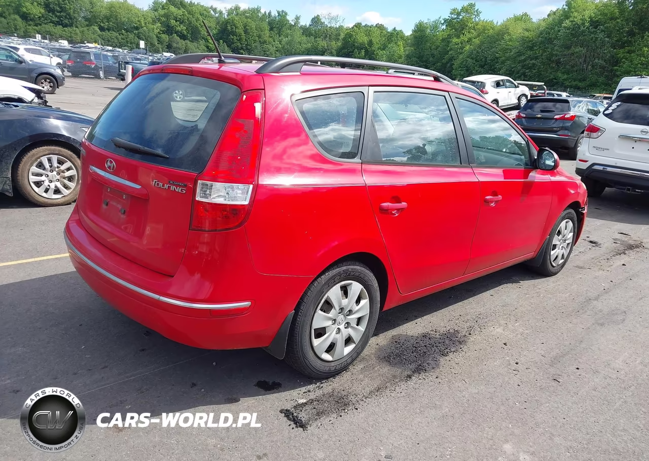 2010 Hyundai Elantra Touring Gls VIN:KMHDC8AE3AU058062 - 4