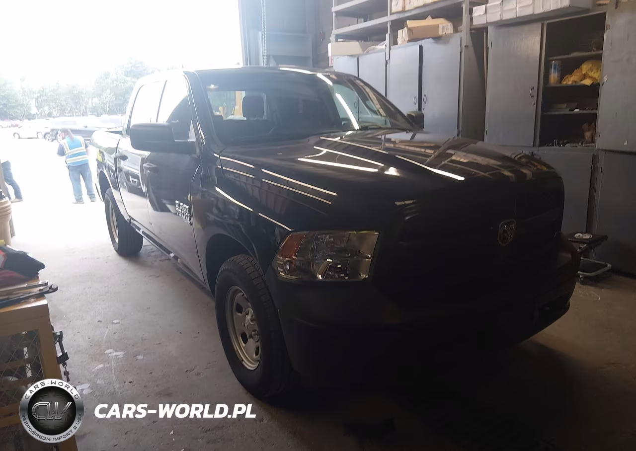 2019 Ram 1500 Classic Tradesman 4X4 5'7 Box – zdjęcie 1 z 16