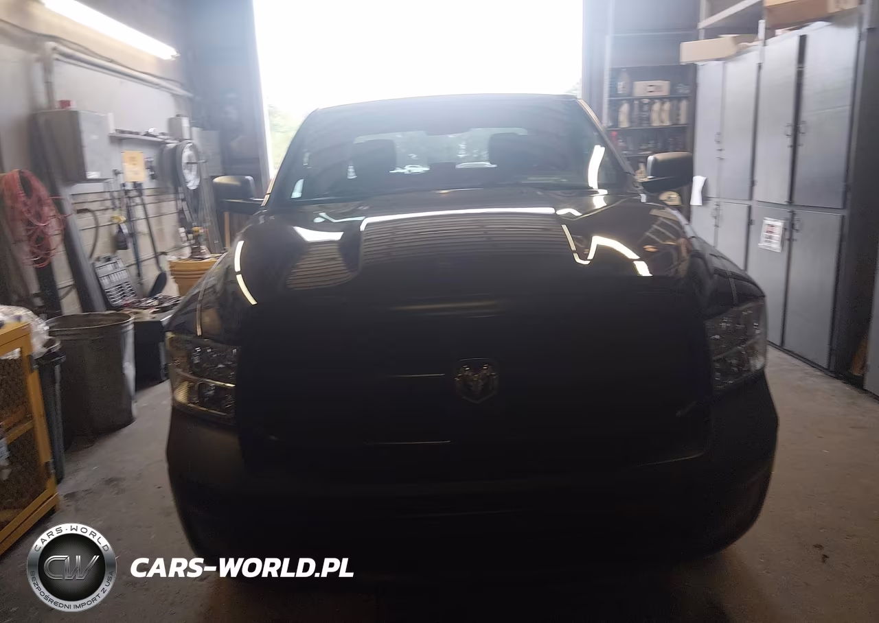 2019 Ram 1500 Classic Tradesman 4X4 5'7 Box VIN:1C6RR7KG2KS626132 - 12