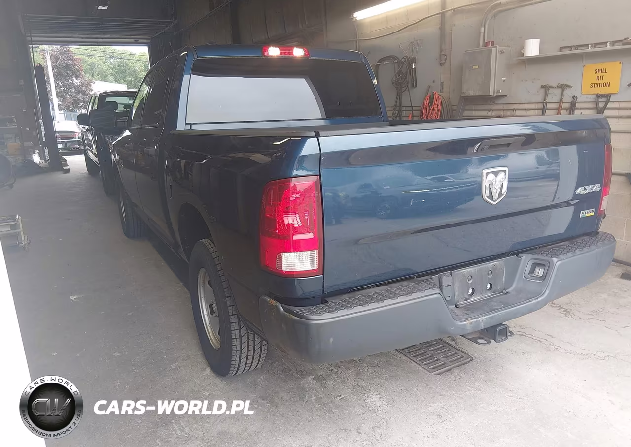 2019 Ram 1500 Classic Tradesman 4X4 5'7 Box VIN:1C6RR7KG2KS626132 - 3