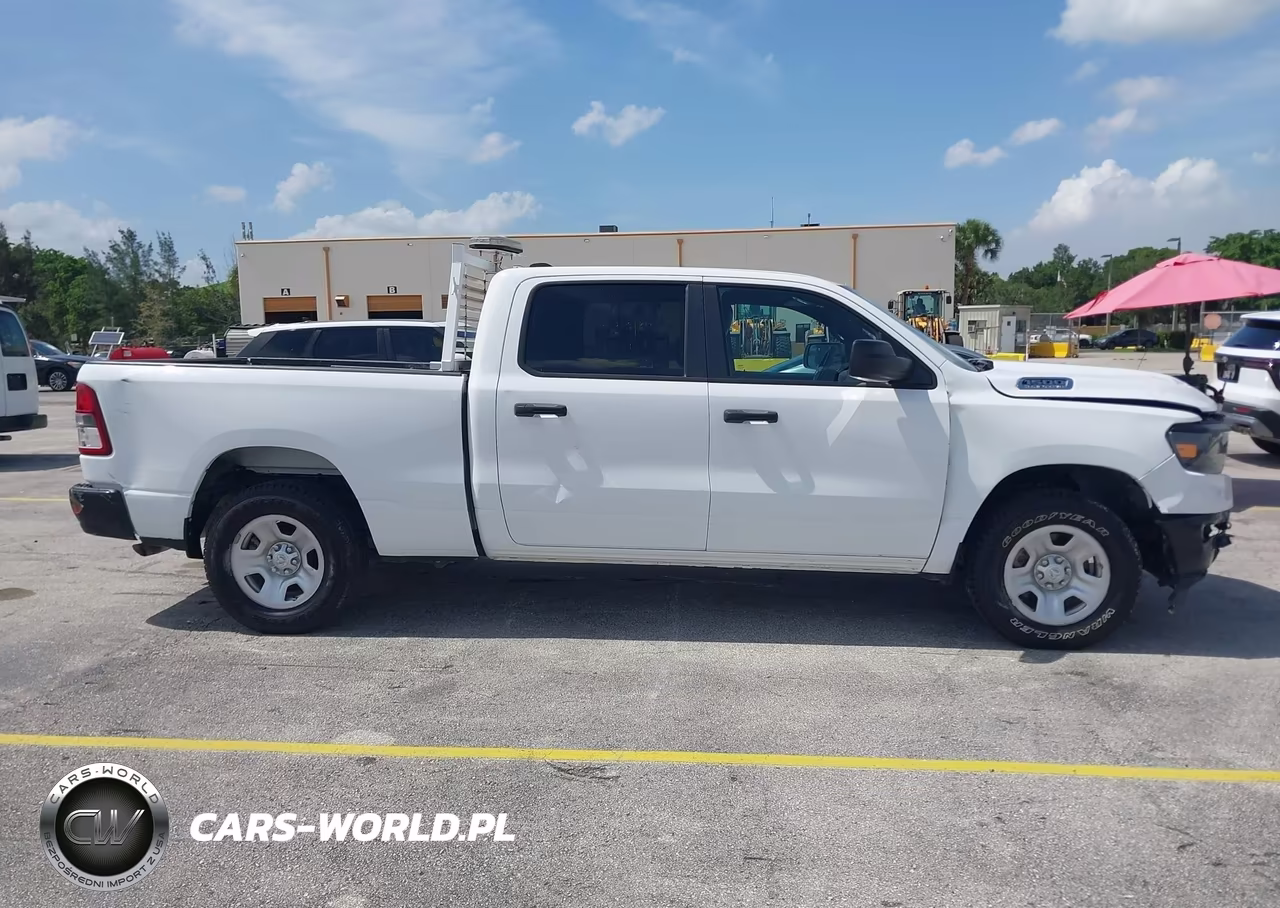 2023 Ram 1500 Tradesman VIN:1C6SRFNT9PN553545 - 13