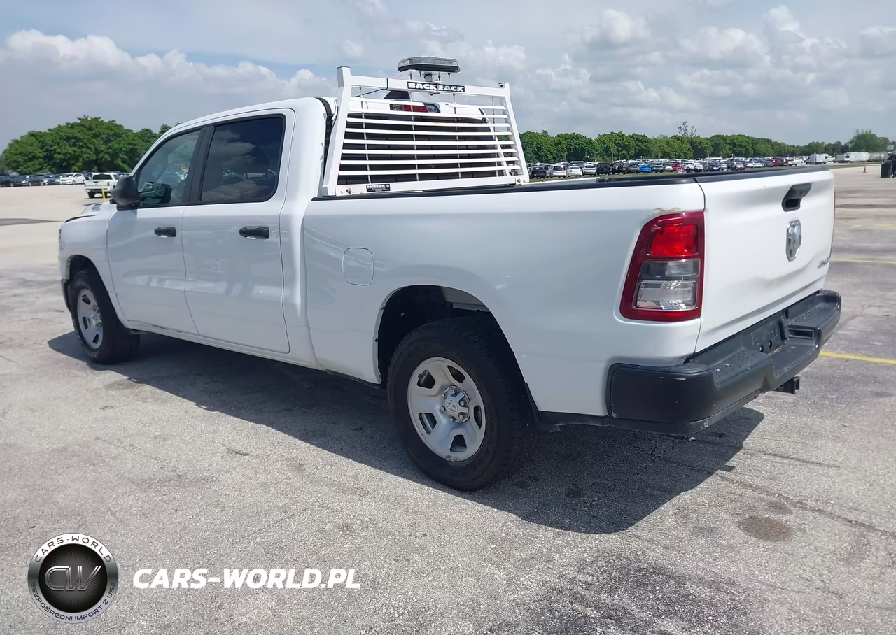 2023 Ram 1500 Tradesman VIN:1C6SRFNT9PN553545 - 3