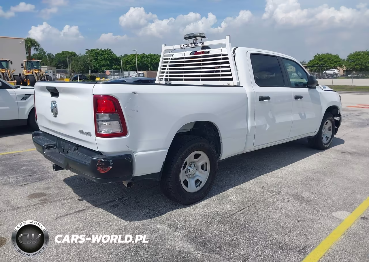 2023 Ram 1500 Tradesman VIN:1C6SRFNT9PN553545 - 4