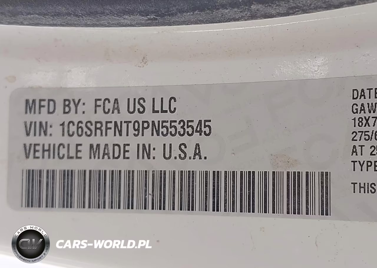 2023 Ram 1500 Tradesman VIN:1C6SRFNT9PN553545 - 9