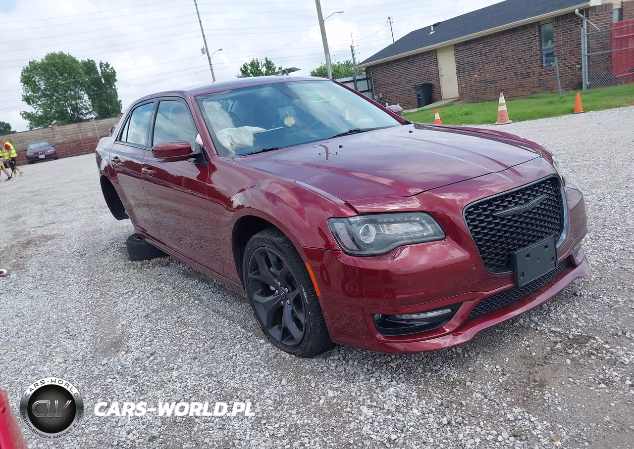 2023 Chrysler 300 Touring L VIN:2C3CCADG6PH652634 - 1