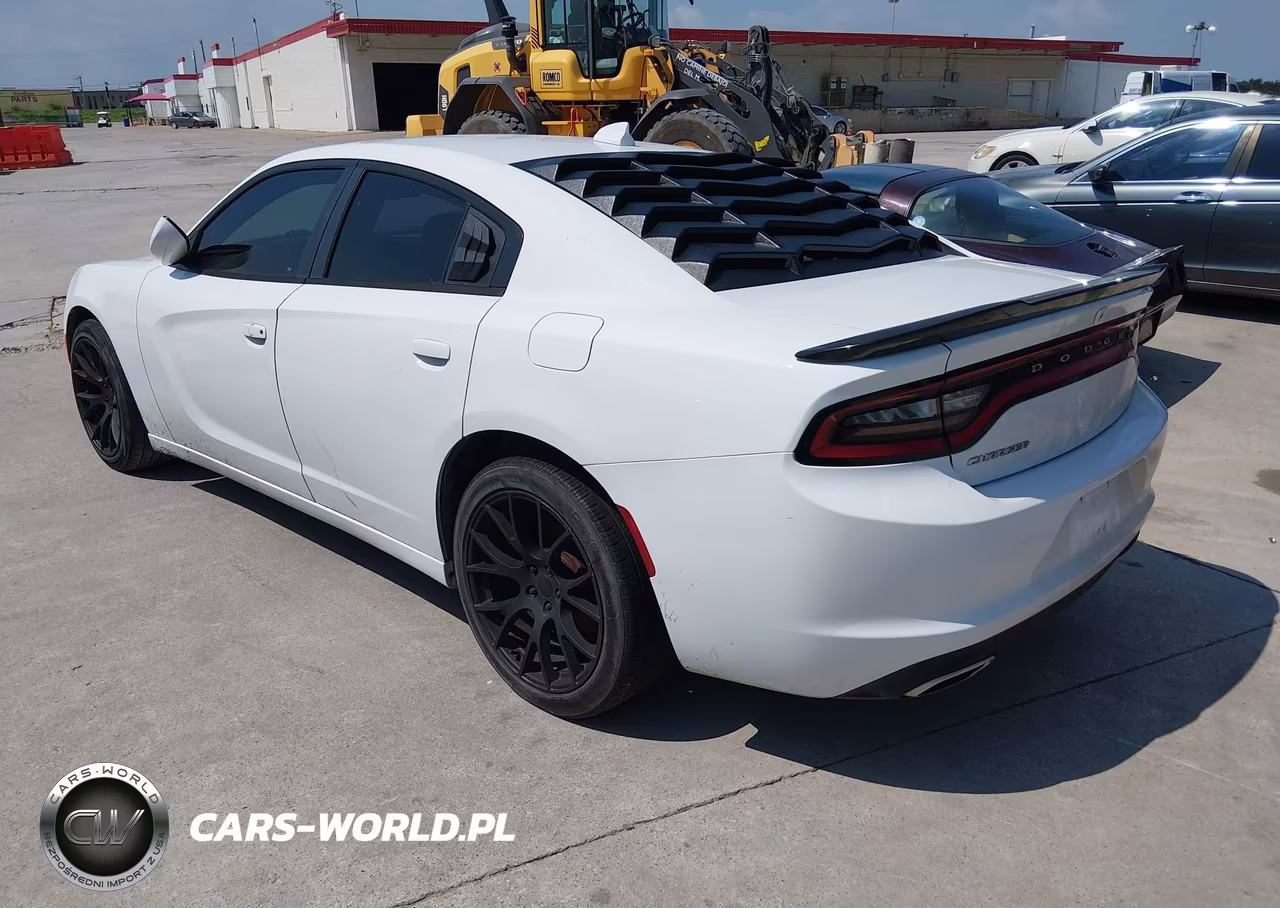 2016 Dodge Charger Sxt VIN:2C3CDXHG6GH286071 - 3
