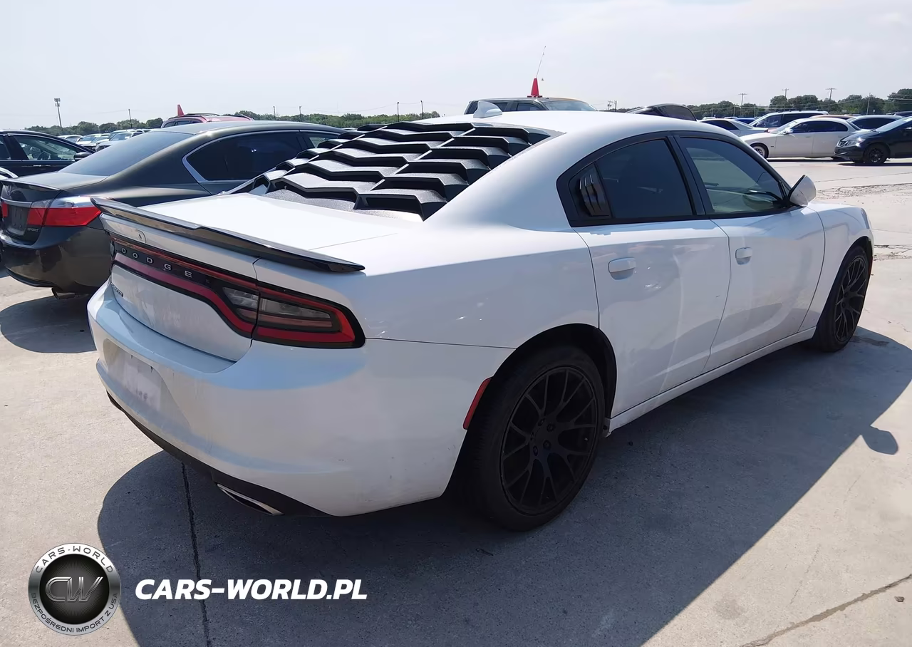 2016 Dodge Charger Sxt VIN:2C3CDXHG6GH286071 - 4