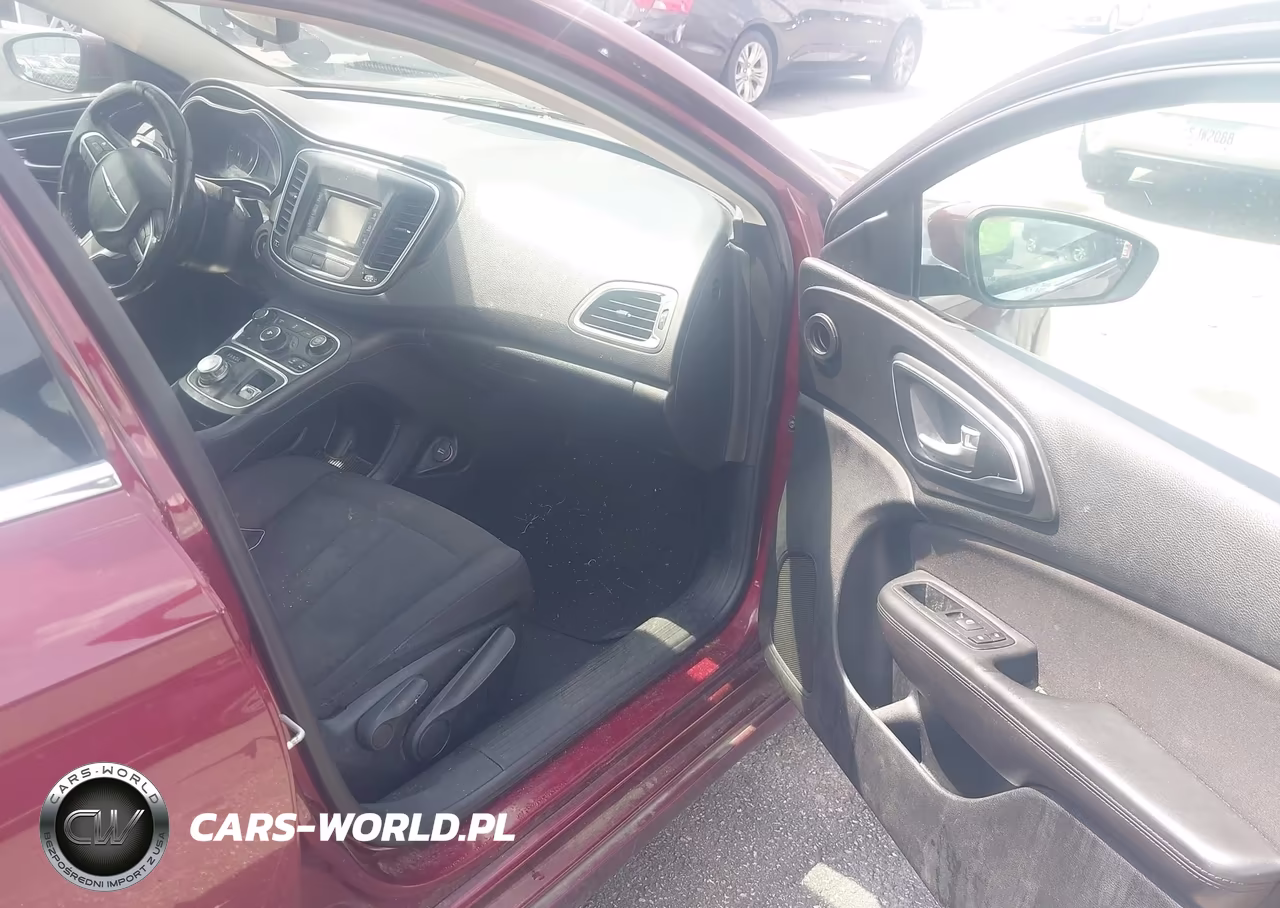 2015 Chrysler 200 Limited VIN:1C3CCCAB5FN713773 - 5