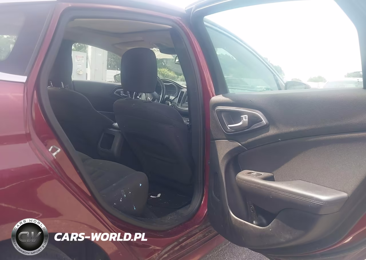 2015 Chrysler 200 Limited VIN:1C3CCCAB5FN713773 - 8