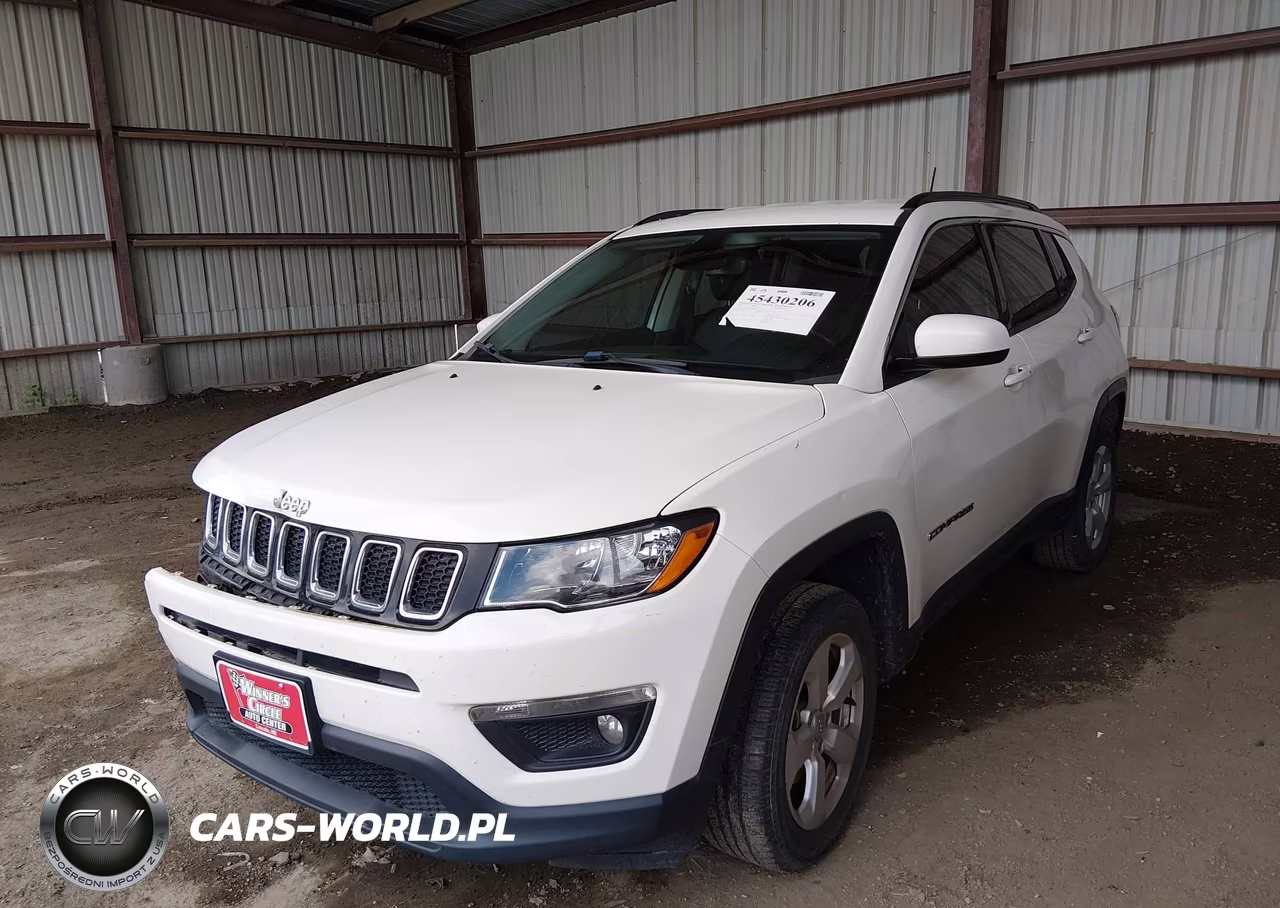 2019 Jeep Compass Latitude 4X4 VIN:3C4NJDBB9KT849140 - 2
