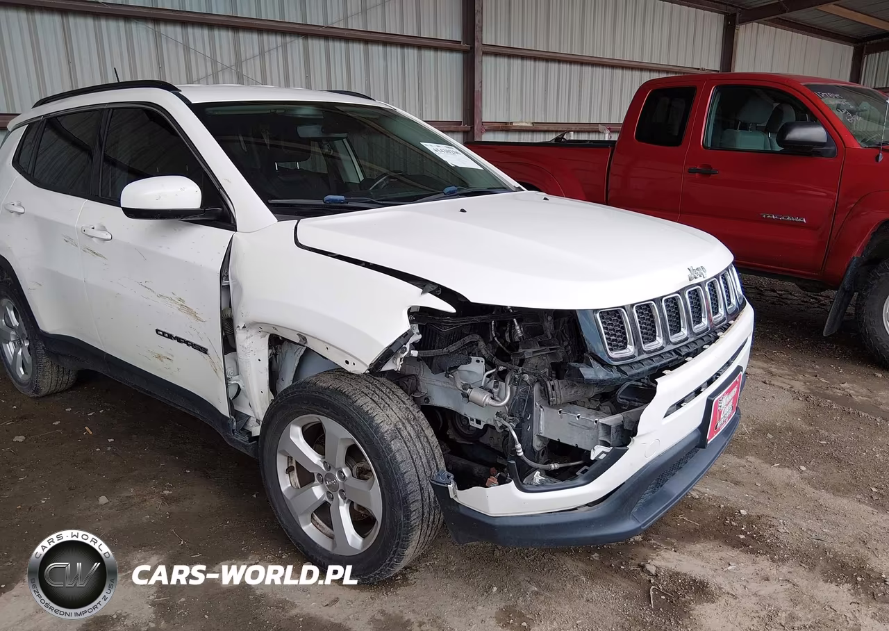 2019 Jeep Compass Latitude 4X4 VIN:3C4NJDBB9KT849140 - 6