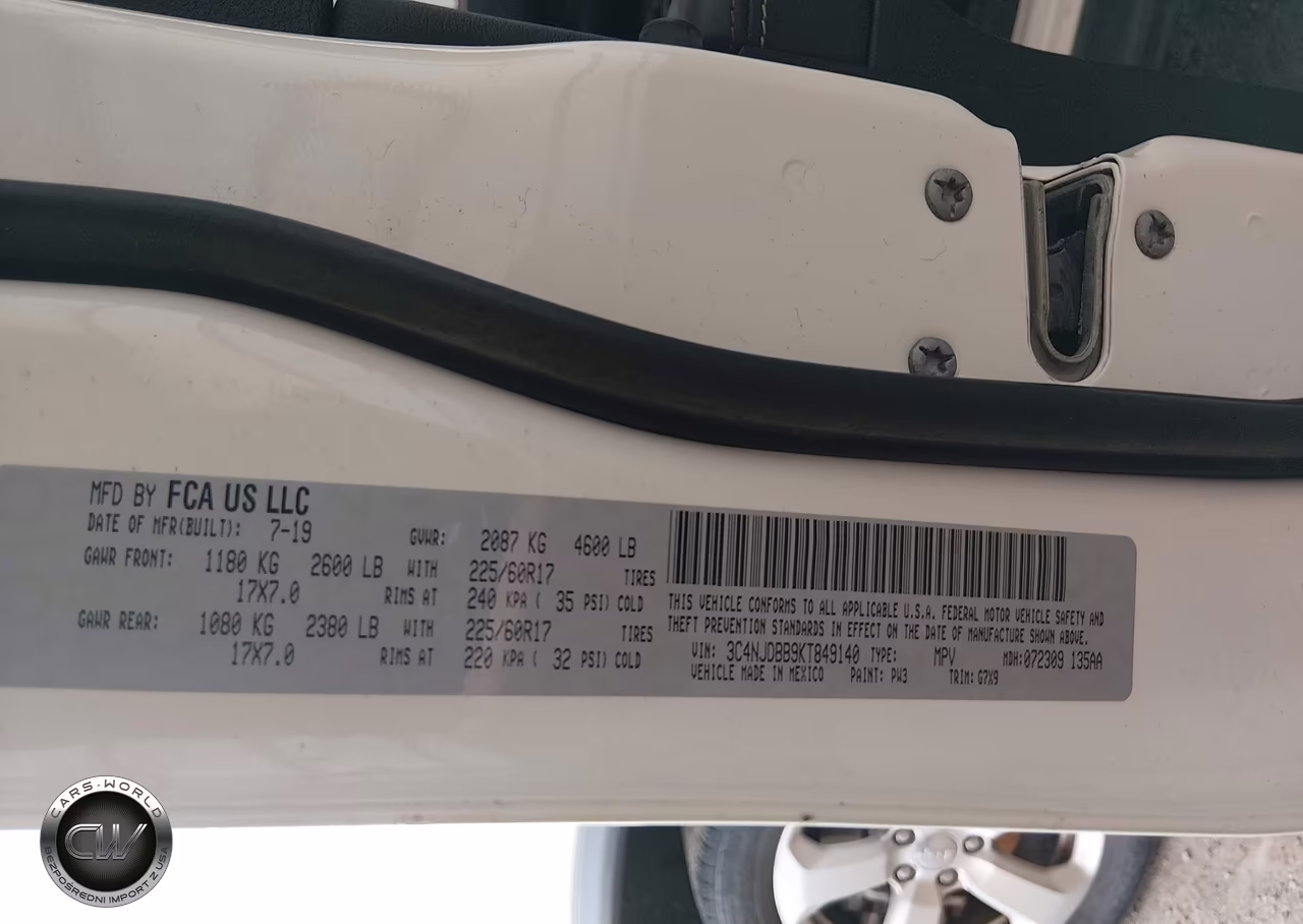 2019 Jeep Compass Latitude 4X4 VIN:3C4NJDBB9KT849140 - 9