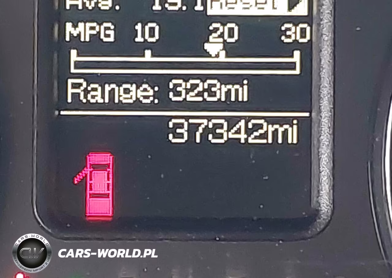 2017 Ram 1500 Tradesman 4X2 6'4 Box VIN:1C6RR6FG6HS764981 - 15