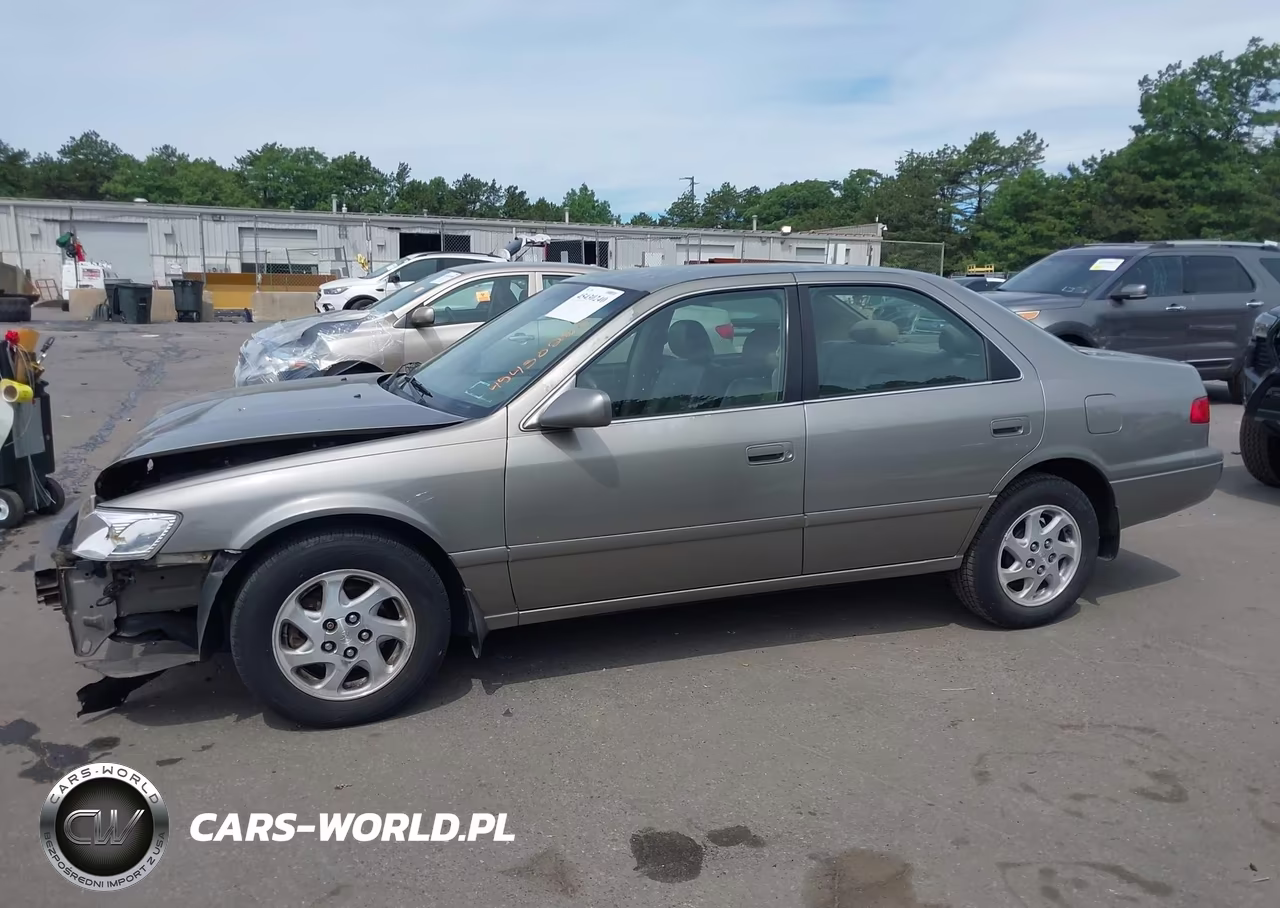 2000 Toyota Camry Le VIN:JT2BG22K1Y0524437 - 15
