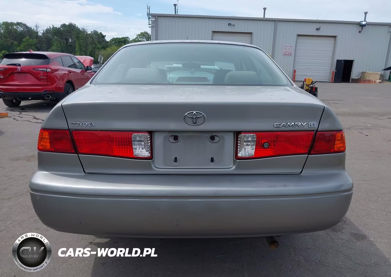 2000 Toyota Camry Le VIN:JT2BG22K1Y0524437 - 17