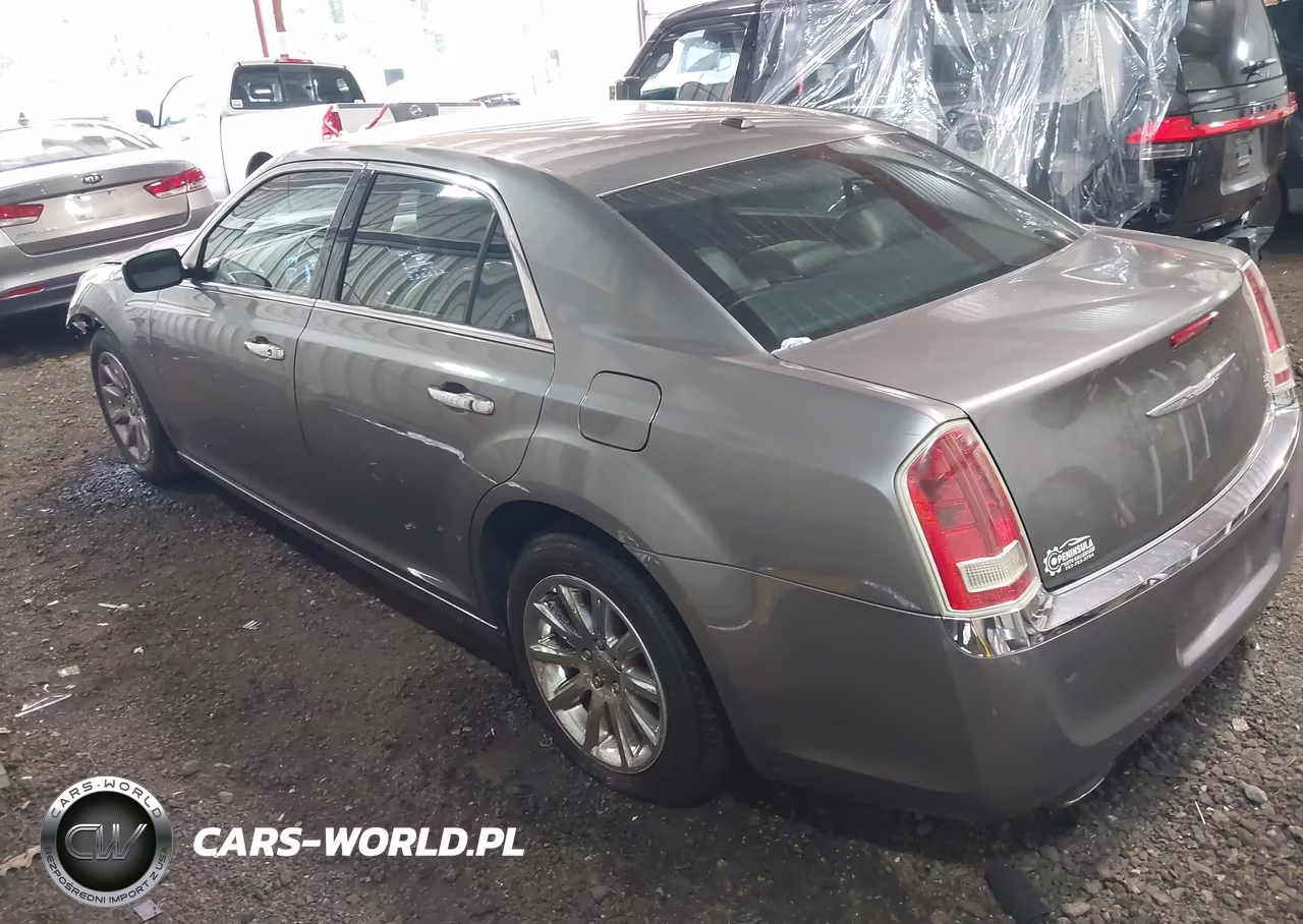 2012 Chrysler 300 Limited VIN:2C3CCACG1CH249463 - 3
